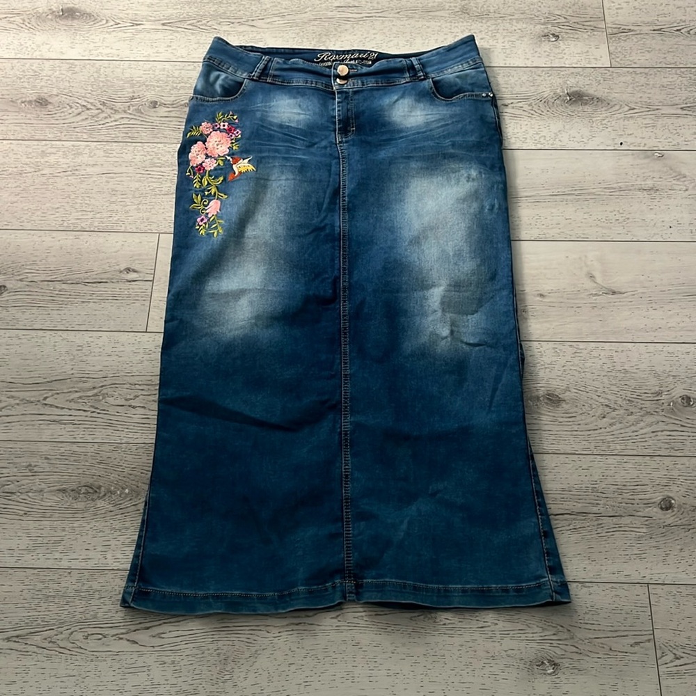 Maxi skirt size 16